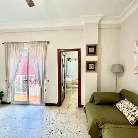 Big Spacious Penthouse Next To The Sea Apartment *