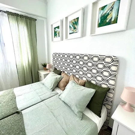 Apartamento Big Spacious Penthouse Next To The Sea