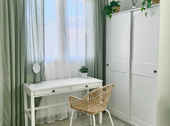 דירה Big Spacious Penthouse Next To The Sea *