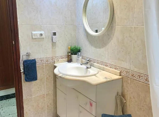 דירה Big Spacious Penthouse Next To The Sea